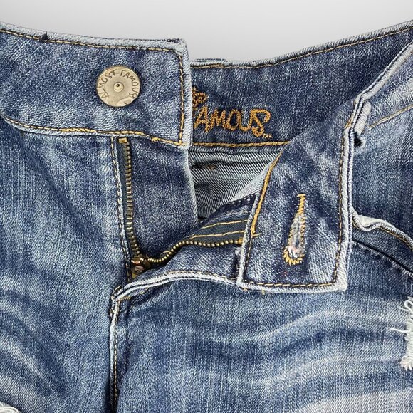 Almost Famous Women’s Low‑Rise Distressed Denim Cut‑Off Short Size 11 Frayed Hem - Picture 3 of 7
